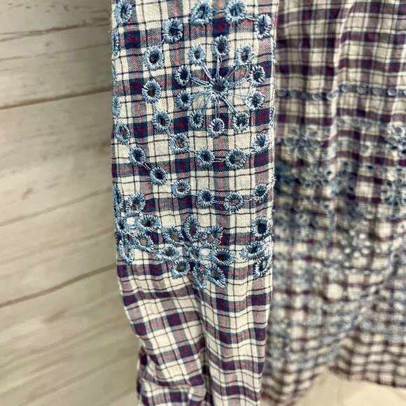 Johnny Was Phoebe Ruched Eyelet Cotton Embroidered Shirt - Picture 8 of 9